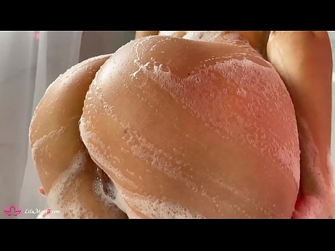 ❤️ Brunetė masturbuoja putytę su vibratoriumi iki intensyvaus orgazmo duše ️ Namų porno prie lt.marketapp.top ️❤